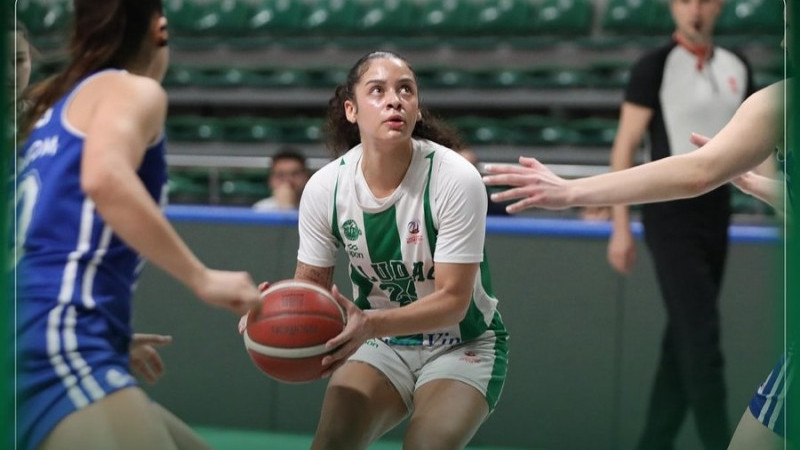 Essence Booker Adana Nova Basketbol’da