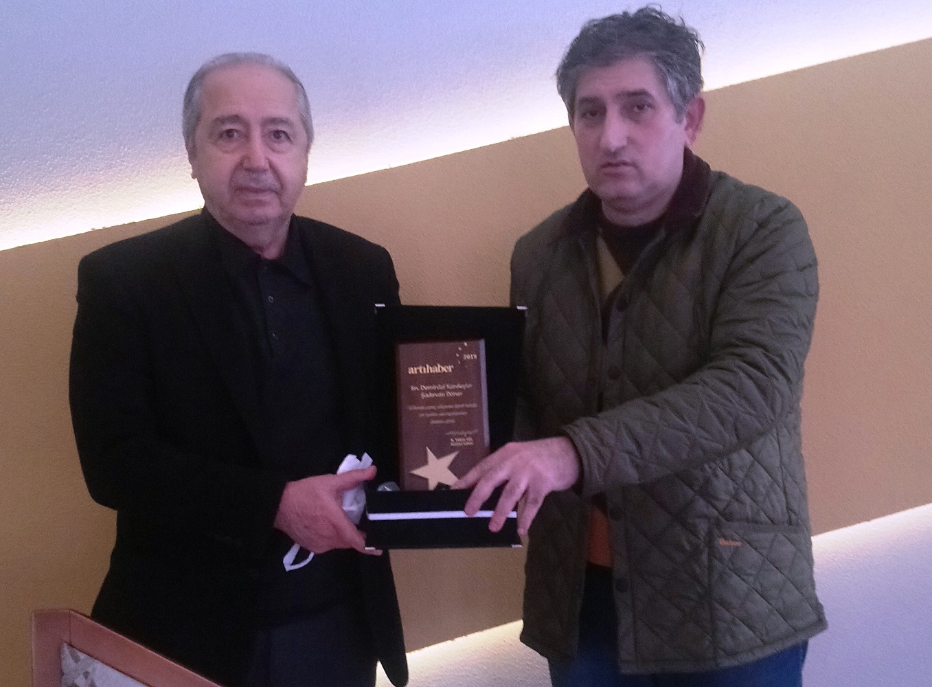 Artı Haber Gazetesi'ndan  Şadırvan Döner’e 'Anlamlı' Ödül