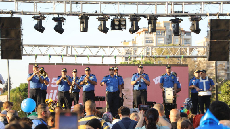 Adana’nın en büyük çocuk festivali Yüreğir’de düzenlendi
