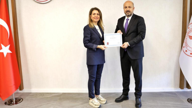 Halil Nacar’dan Evde  Sağlık Ekibine takdir