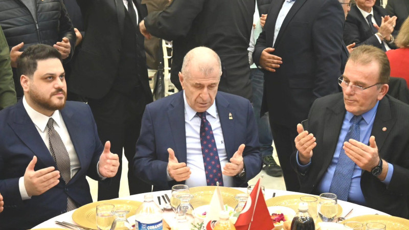 Zafer Partisi’nden Gündem Yaratan İftar!