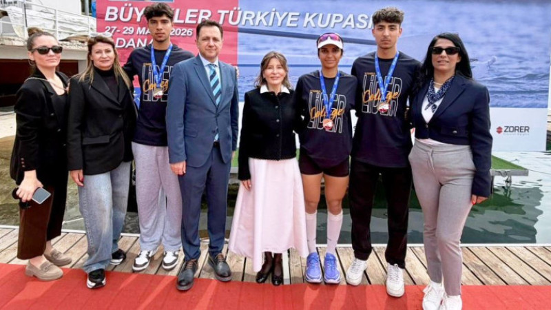 İstanbul Lider Koleji,  Büyükler Türkiye Kürek Kupası’nda 3 Madalya Kazandı