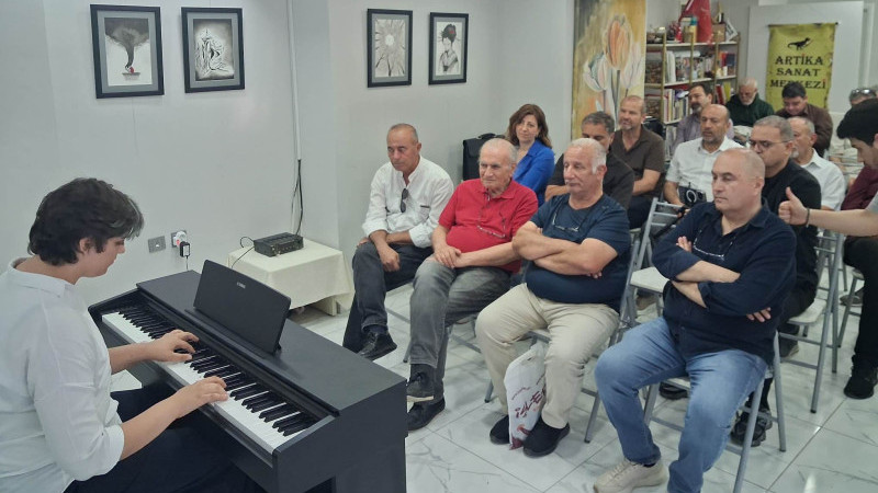 8. Akdeniz Sanat Günleri Başladı