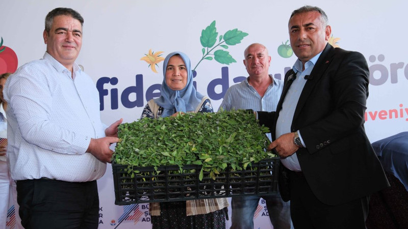 Büyükşehir’den Aladağ üreticisine 400 bin domates fidesi…