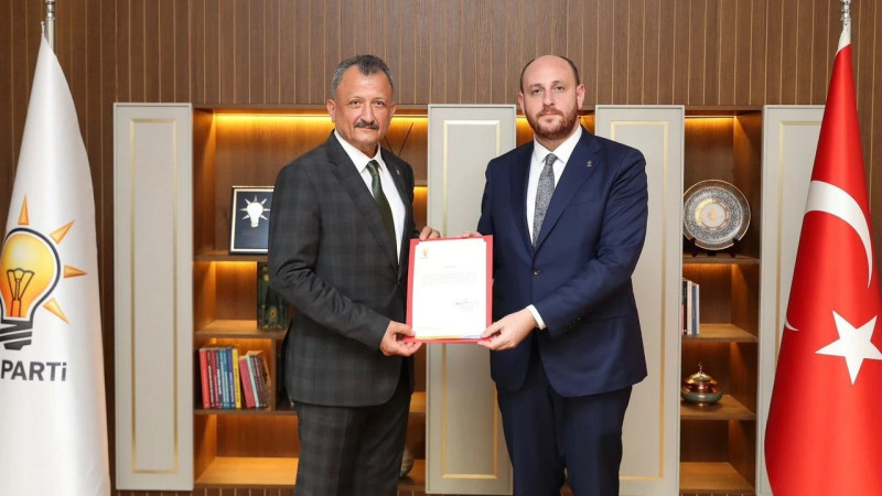 AK Parti Seyhan  İlçe Başkanı Ali Coşkun Oldu
