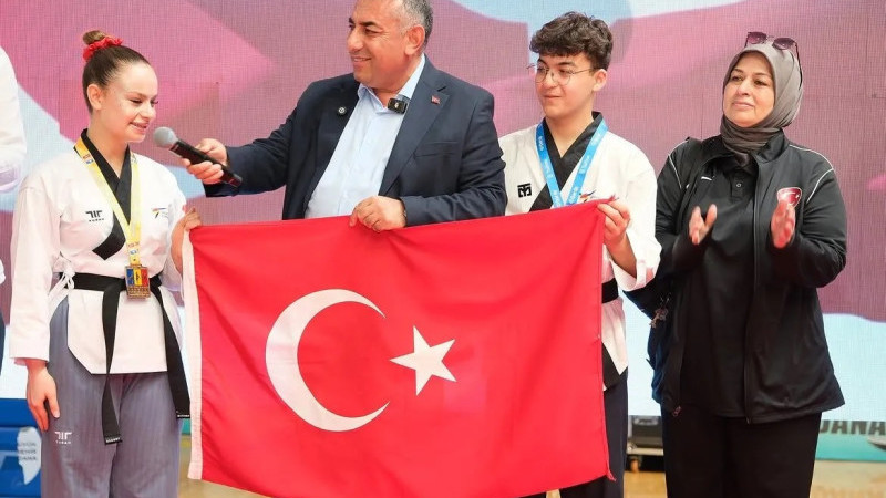 Adana Büyükşehir Belediyesi Yaz Spor Okulları Coşkusu Sürüyor