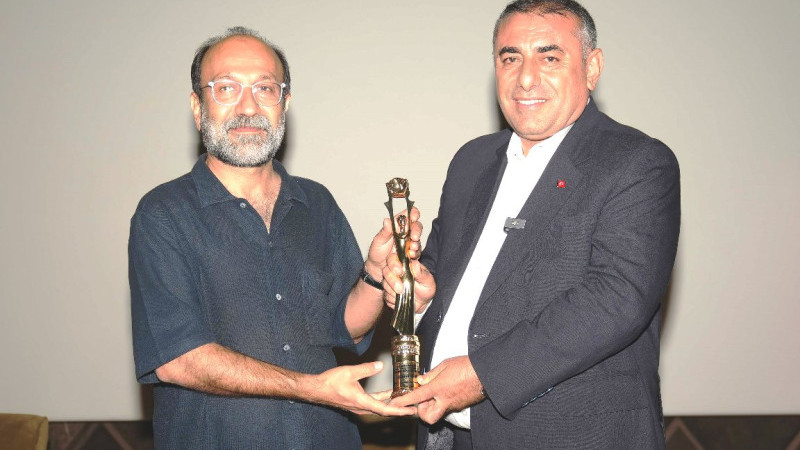 Adana Altın Koza Film Festivali’nde büyük ustaya önemli ödül… 