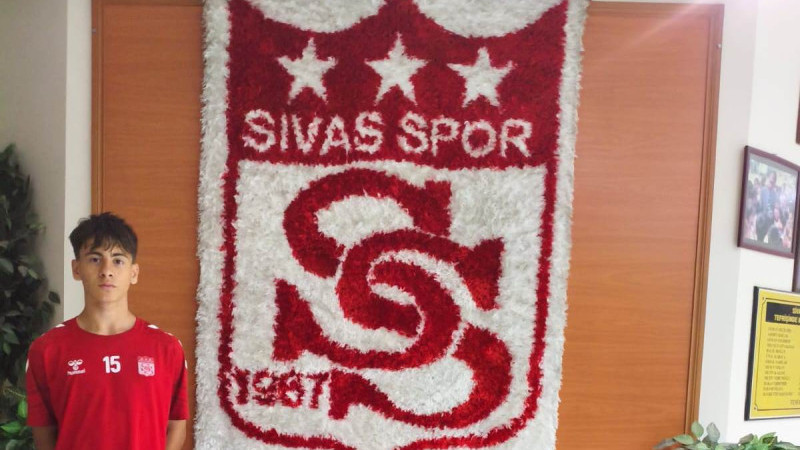 Seyhan Belediyespor'dan Sivasspor’a transfer 